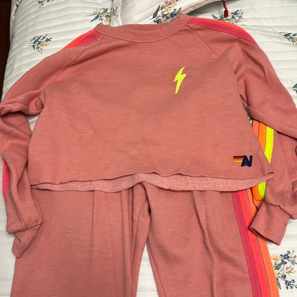 Aviator nation lounge set joggers and sweatshirt